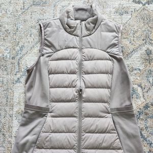 Lululemon down for a run vest 12